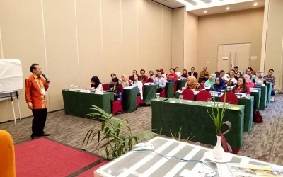 257 notaris syariah kerjasama Iqtishad dan Pengda INI Palembang 5