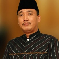 DR.KH.Mohamad Hidayat,MH,MBA